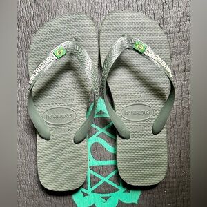 🇧🇷☀️Havaianas Grey Flip Flops, Yellow & Green Platform, Women’s Size 7/8 ☀️🇧🇷